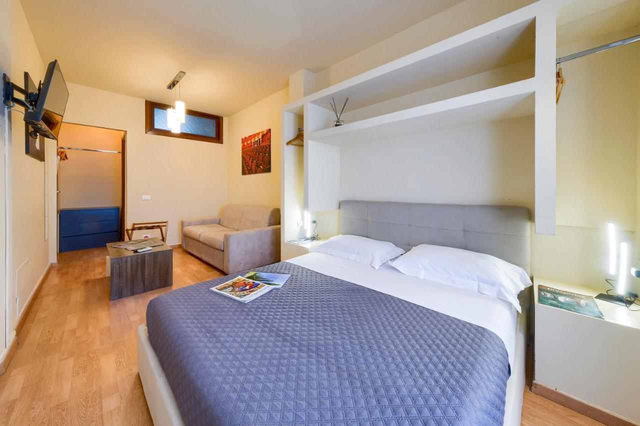 Home Boutique Santa Maria Novella Firenze Eksteriør billede